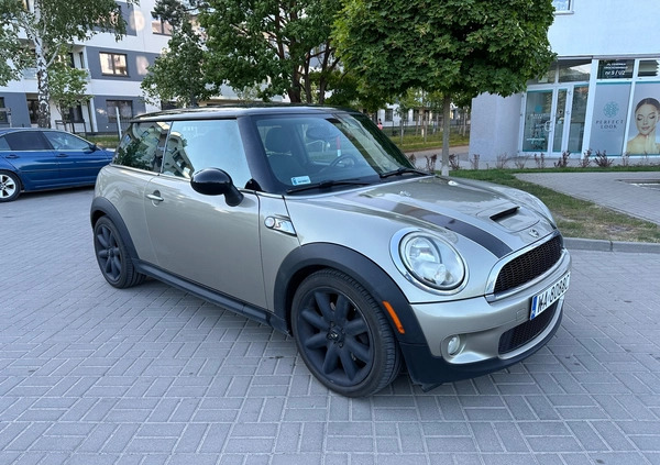 MINI Cooper S cena 29500 przebieg: 173500, rok produkcji 2010 z Piaseczno małe 67